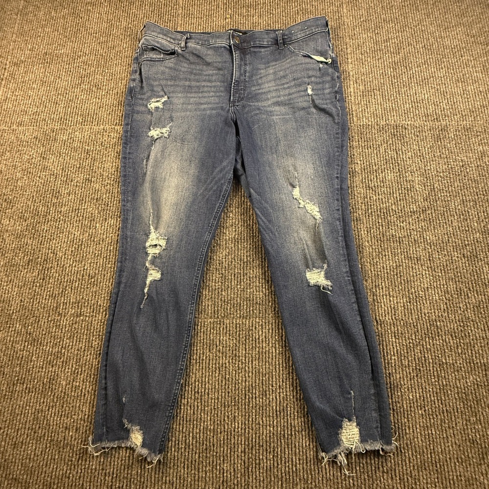 Express Stretch+ Denim Perfect High Rise Ankle Jeans 18R Distressed RawHem 90094